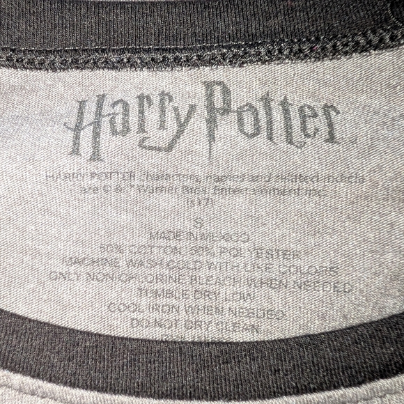 Set Of Book And Kids Shirt - Picture 8 of 8